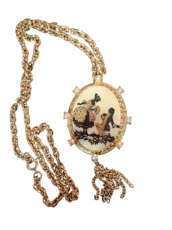 Jewelry - Vintage Monet Victorian Style Gold Chain Locket